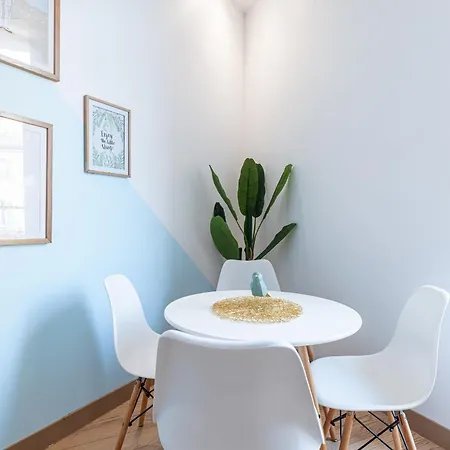 Apartamento Garibaldi Square - Cosy 1bdr In The Old Town *