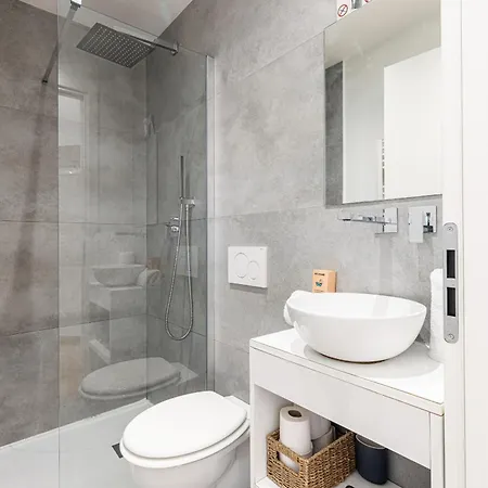 Apartamento Garibaldi Square - Cosy 1bdr In The Old Town Niza